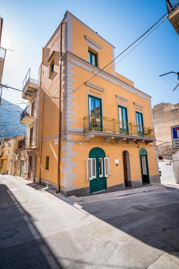 Art E Dimora - Boutique Room. Castellammare del Golfo Bagian luar foto